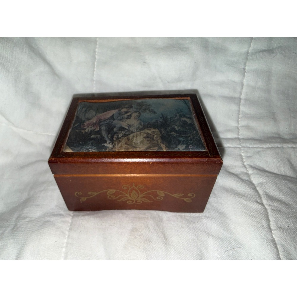 Vintage Linden Wood Music Trinket Box Love Story Japan Fragonard Style Romantic